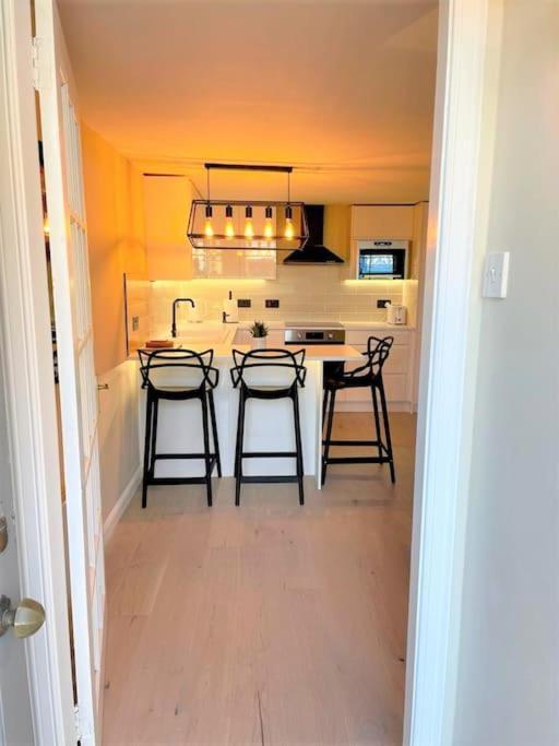 Stylish, Central And Cosy 1Bd Nr Canongate Edinburgh Exterior photo